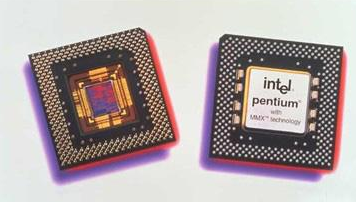 1995年11月，英特尔发布Intel Pentium Pro